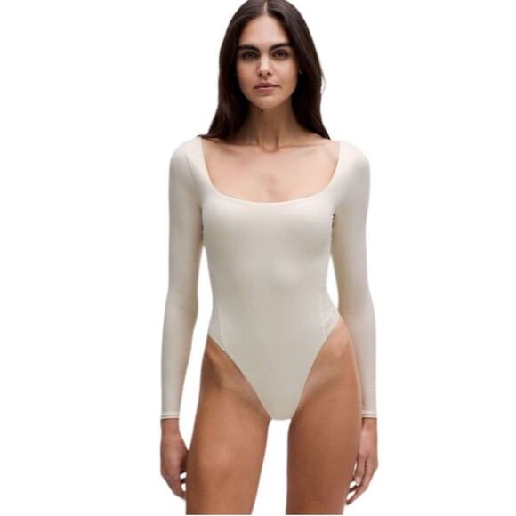 Lululemon Wundermost Ultra-Soft Nulu Square Neck Long Sleeve Bodysuit Ivory Med - Picture 1 of 13